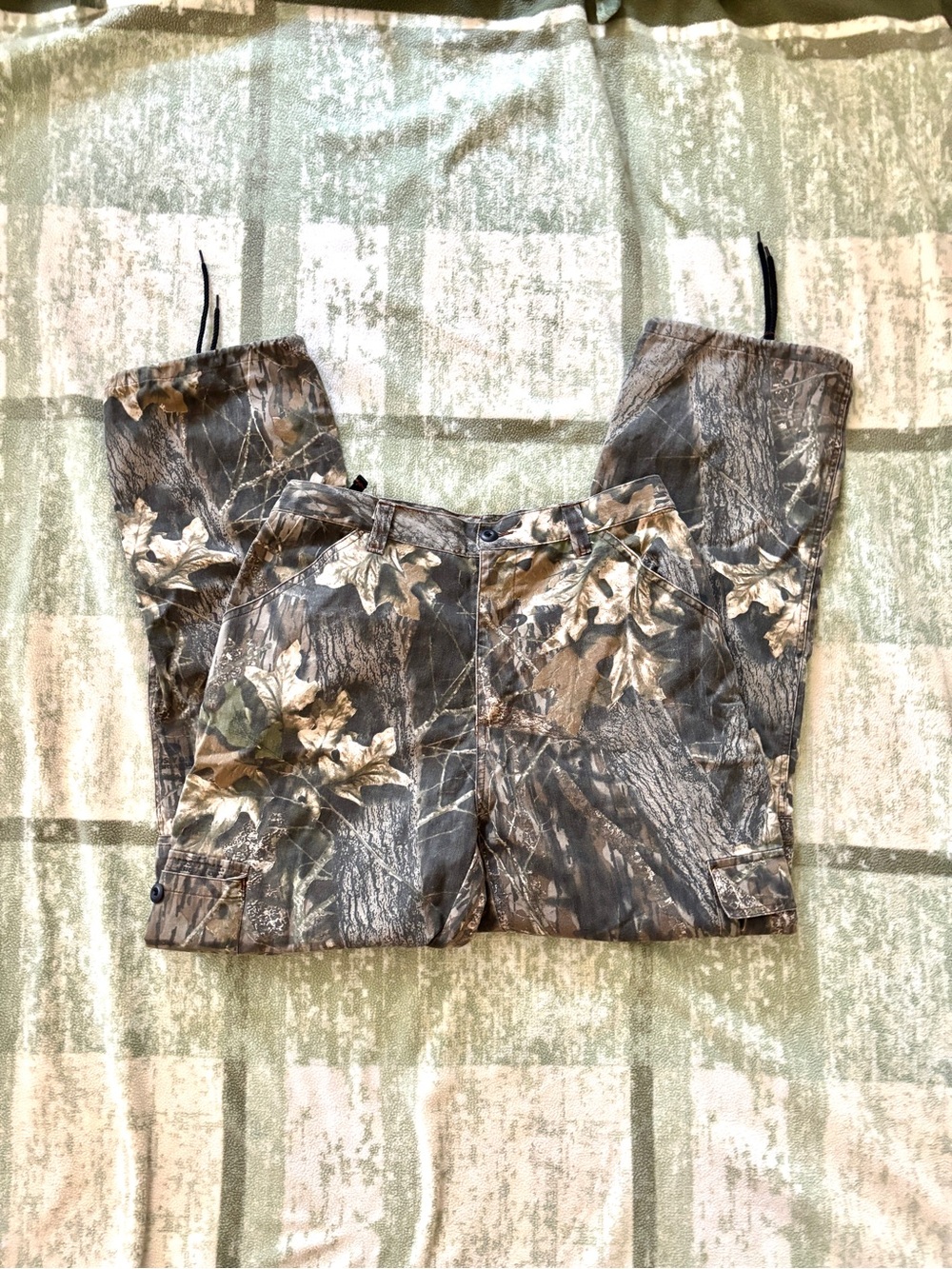 Camo Cargo Style Pants